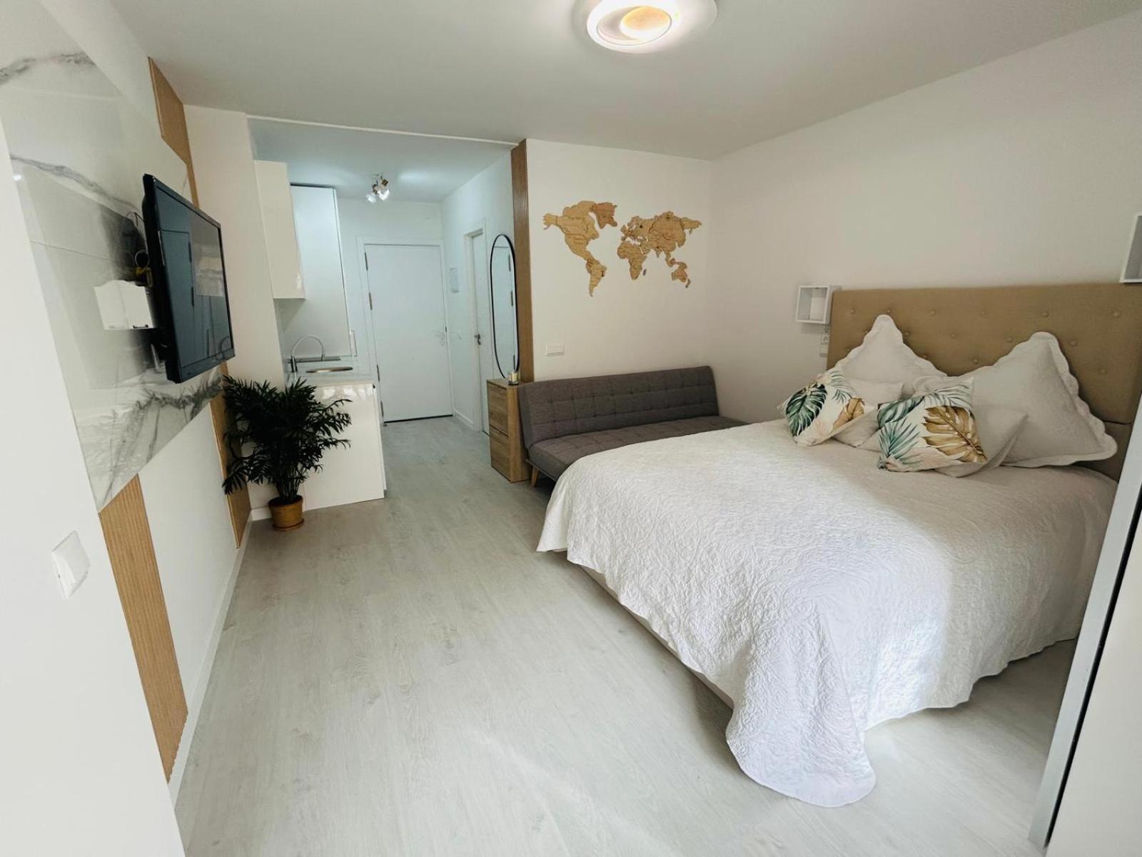 Apartment Niki студія нова, після ремонту