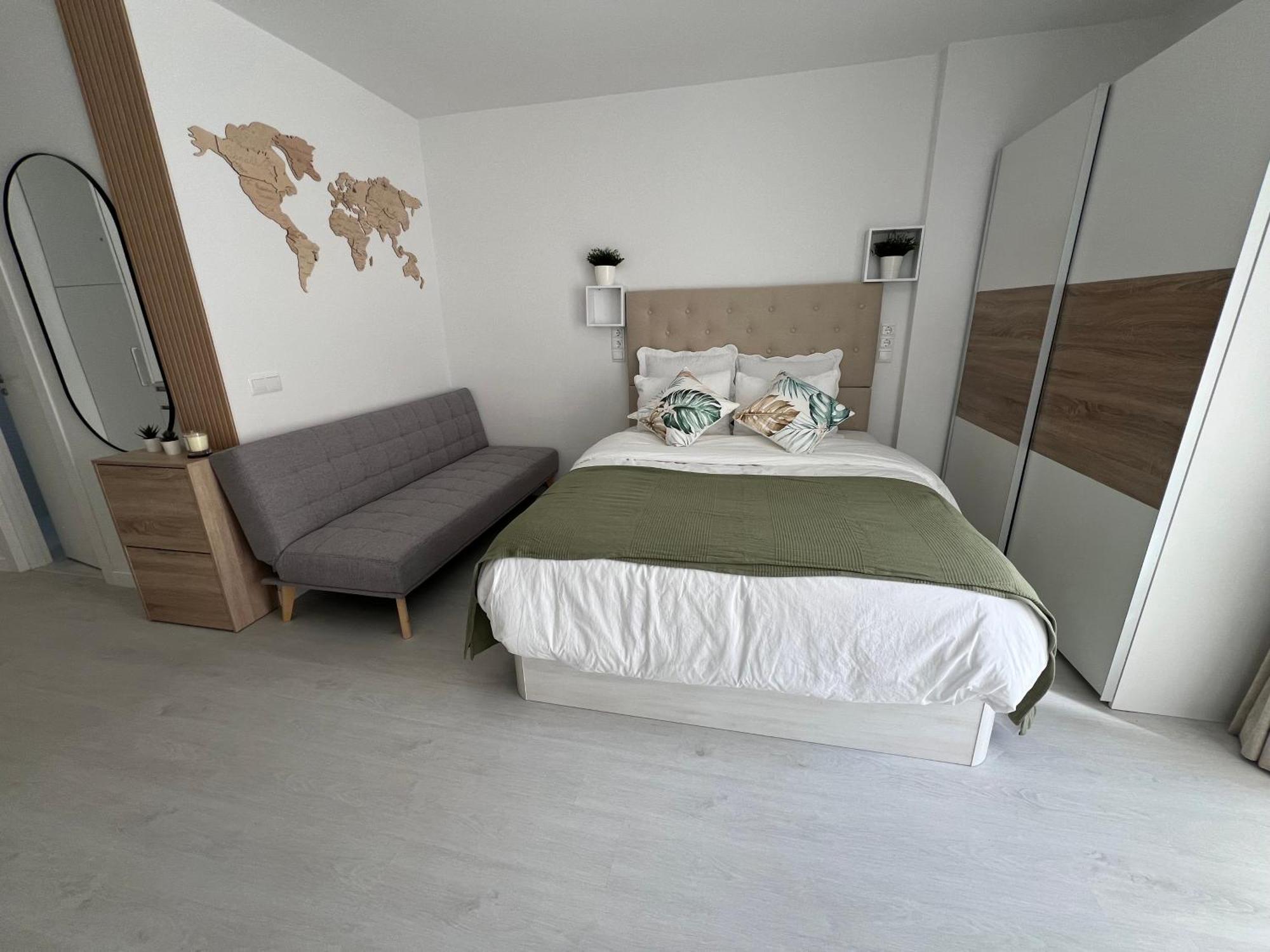 Apartment Niki студія нова, після ремонту Benalmadena