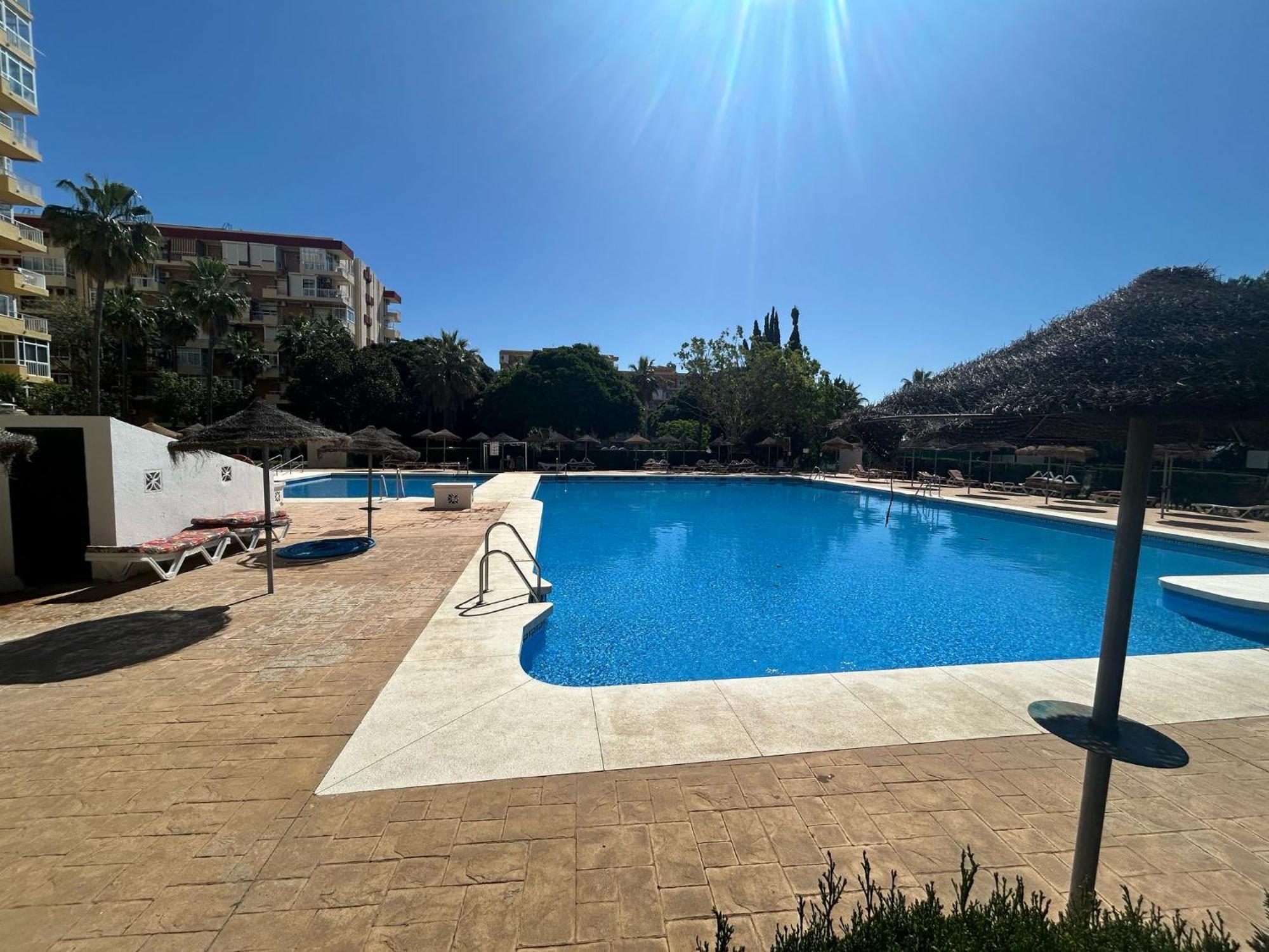 Apartment Niki студія нова, після ремонту Benalmadena