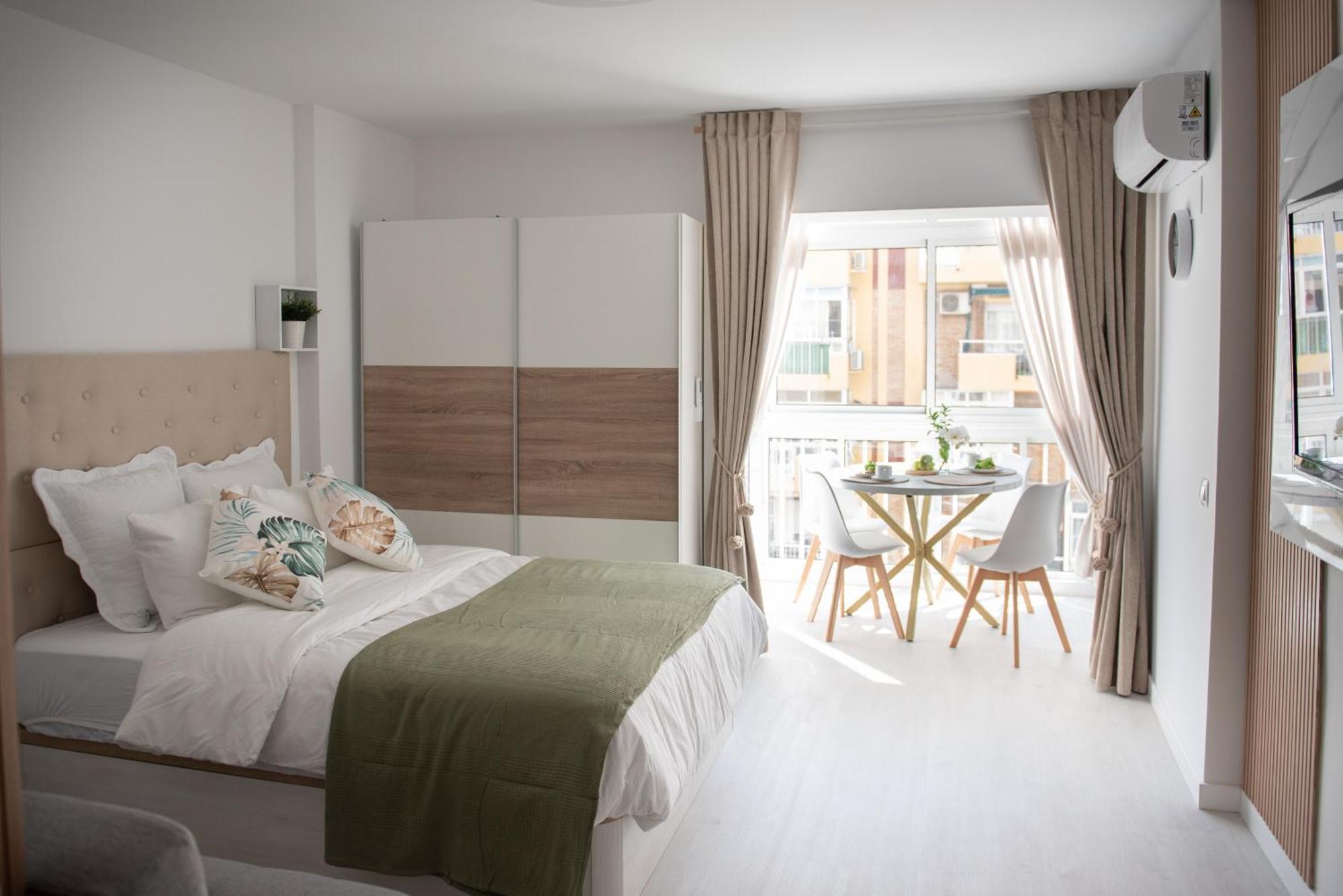 Appartement Niki студія нова, після ремонту Benalmádena